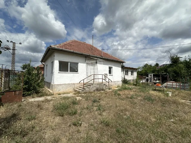 Eladó ház Tápiószecső 87 nm