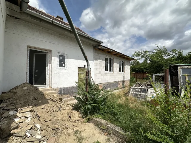 Eladó ház Tápiószecső 87 nm