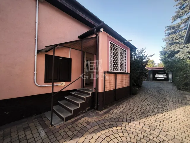 Eladó ház Csömör 182 nm