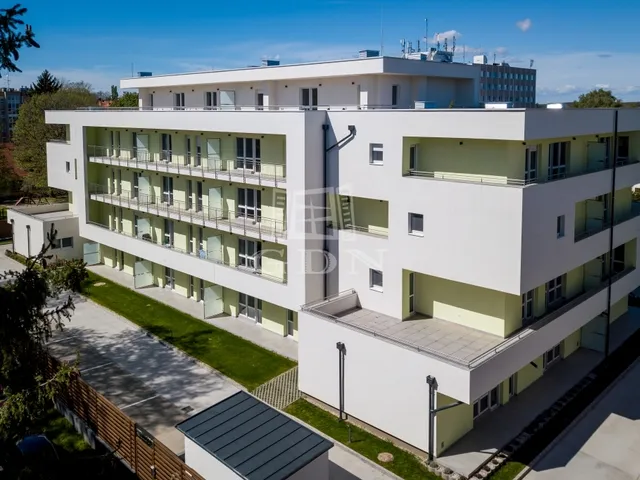 Eladó lakás Kaposvár, Belváros 79 nm