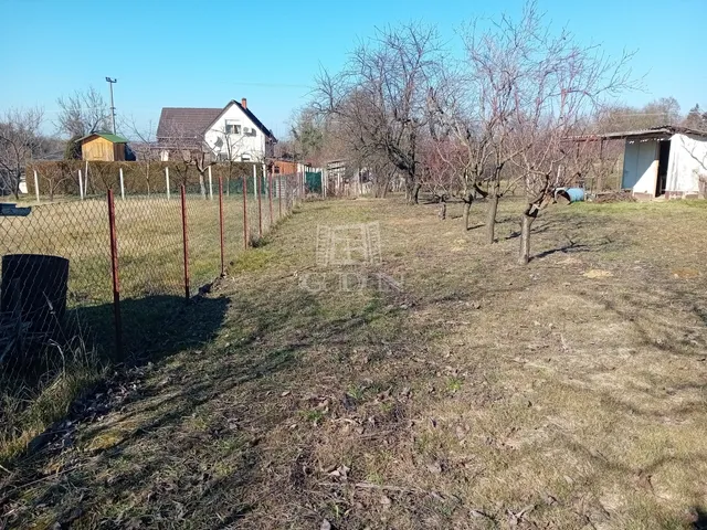 Eladó telek Kaposvár 806 nm
