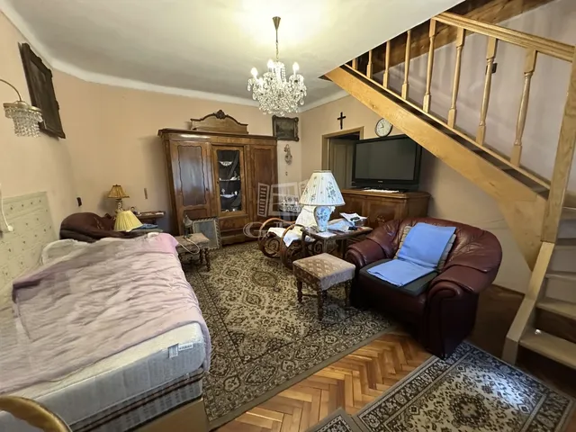 Eladó lakás Kaposvár, Belváros 85 nm