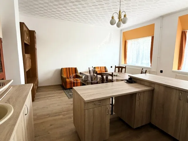 Kiadó lakás Kaposvár 108 nm