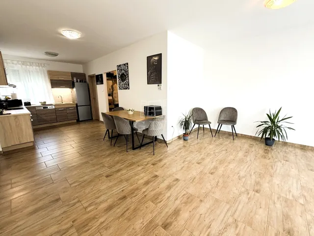 Eladó lakás Kaposvár 75 nm
