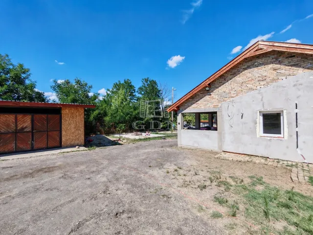 Eladó telek Pécel, Bartoshegy 840 nm