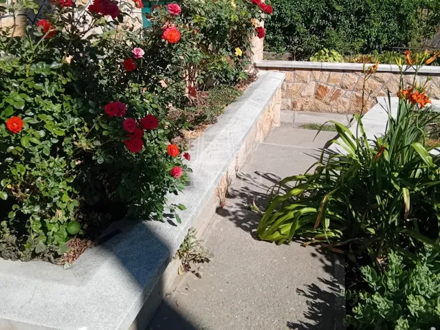 Eladó ház Pécel, Bartoshegy 186 nm