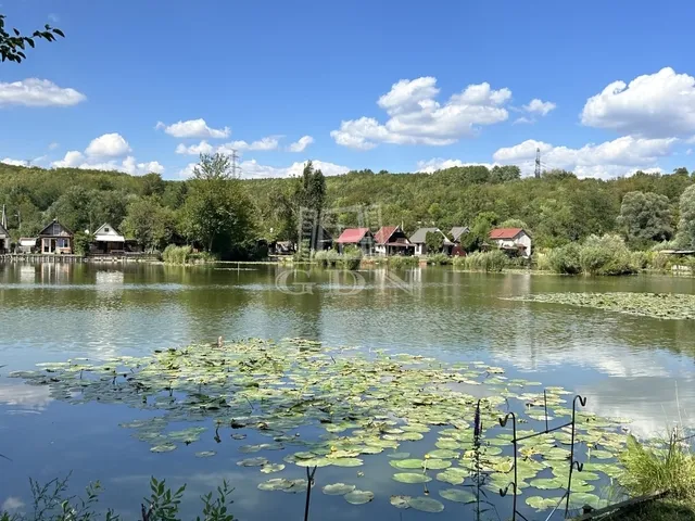 Eladó mezőgazdasági ingatlan Pécel 44 nm