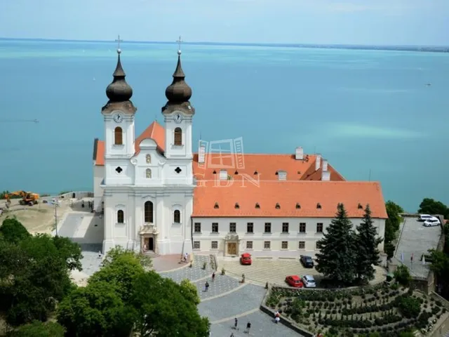 Eladó lakás Tihany 46 nm