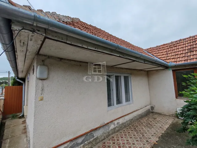 Eladó ház Pécel, Bartoshegy 56 nm