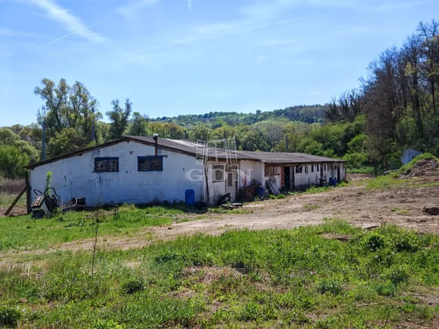 Kiadó telek Pécel 2877 nm