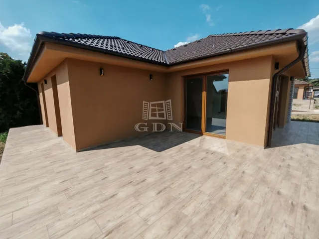 Eladó ház Csömör 157 nm