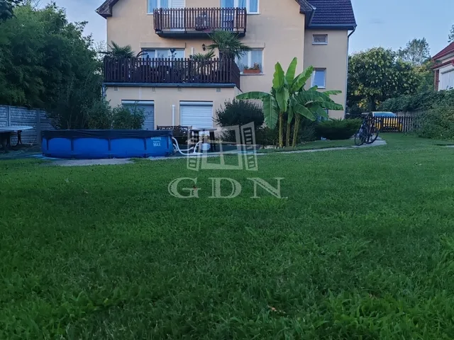 Eladó ház Csömör 298 nm