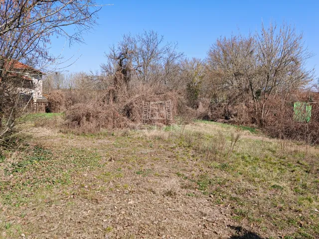 Eladó telek Pécel 3136 nm