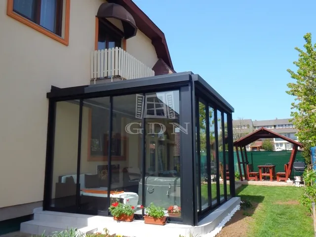 Eladó ház Vonyarcvashegy 175 nm