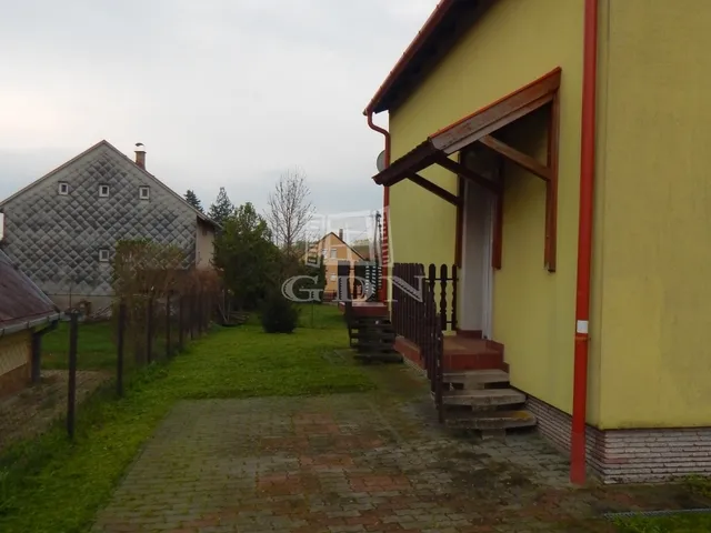 Eladó ház Vonyarcvashegy 75 nm