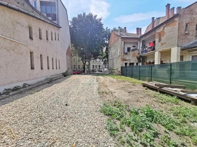 Eladó telek Miskolc, Belváros 418 nm