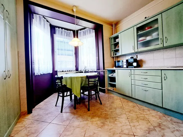 Eladó lakás Miskolc, Komlóstető 50 nm