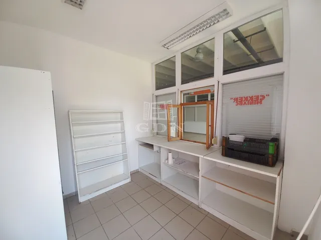 Kiadó kereskedelmi és ipari ingatlan Miskolc, Vasgyár 10 nm