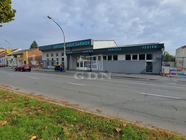 Eladó kereskedelmi és ipari ingatlan Miskolc, Újdiósgyőr 662 nm