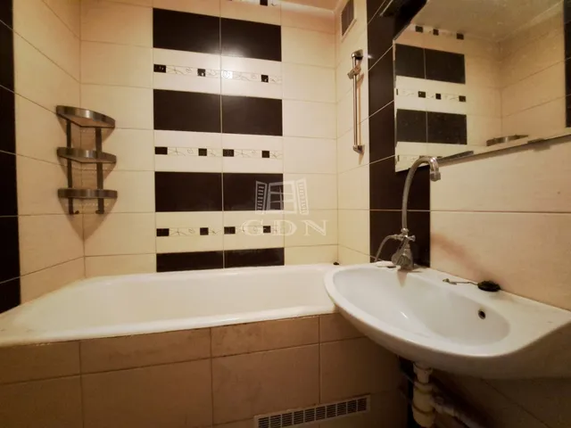 Eladó lakás Miskolc, Avas 55 nm