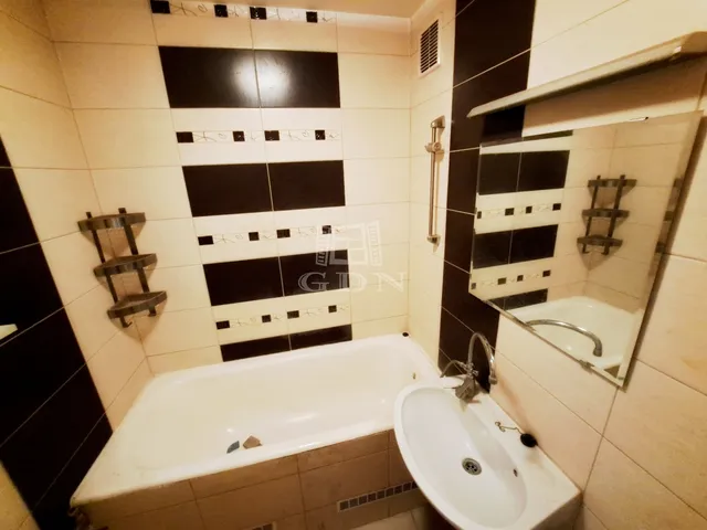 Eladó lakás Miskolc, Avas 55 nm