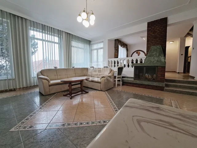 Kiadó ház Miskolc, Miskolctapolca 190 nm