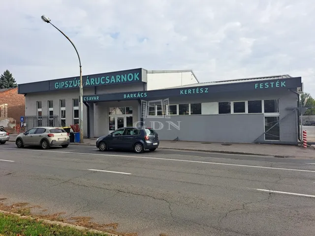 Kiadó kereskedelmi és ipari ingatlan Miskolc, Bulgárföld 584 nm
