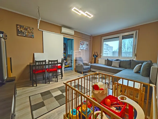 Eladó lakás Miskolc, Győri kapu 54 nm