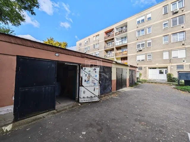 Eladó garázs Miskolc, Bulgárföld 16 nm