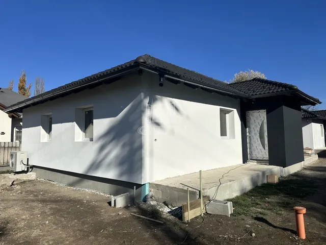 Eladó ház Bicske 92 nm