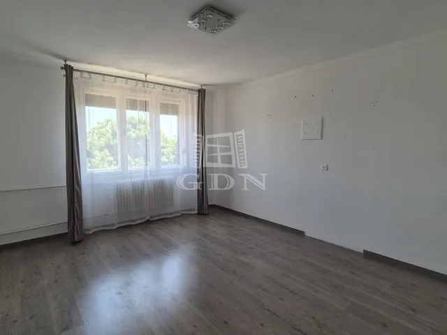 Eladó lakás Százhalombatta 62 nm