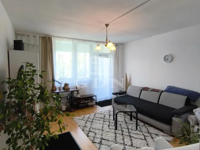 Eladó lakás Dunaújváros, Béke városrész 64 nm