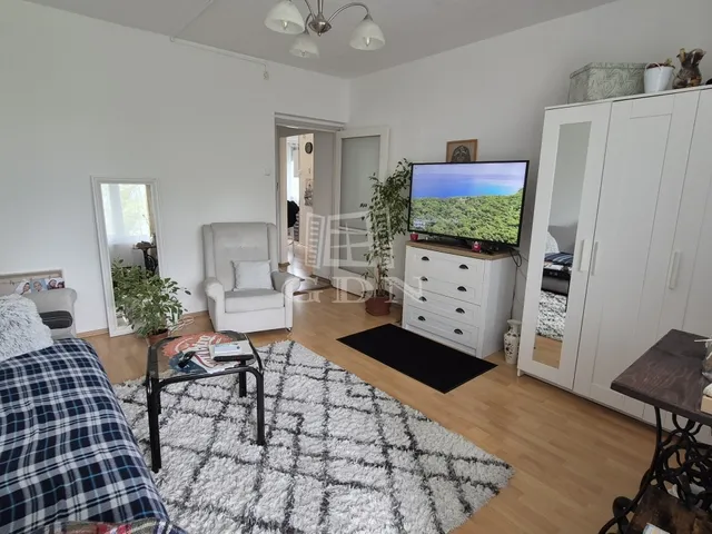 Eladó lakás Dunaújváros, Béke városrész 64 nm