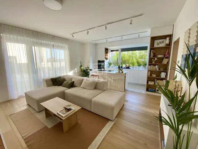 Eladó lakás Érd, Parkváros 62 nm