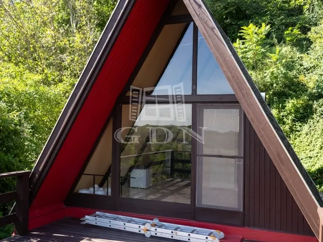 Eladó üdülő és hétvégi ház Kulcs 25 nm