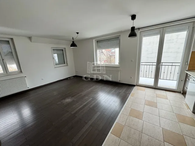 Kiadó lakás Budaörs, Ófalu 99 nm