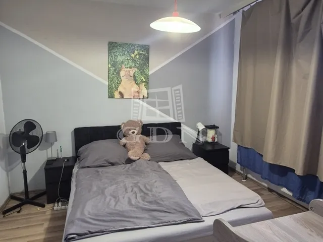 Eladó lakás Százhalombatta, Déli lakótelep 52 nm