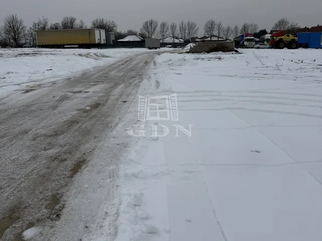 Eladó telek Taksony 12453 nm