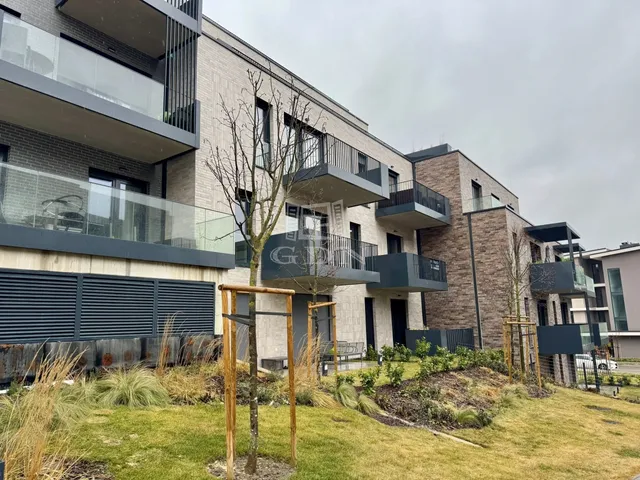 Kiadó lakás Budapest XI. kerület, Kőérberek 72 nm