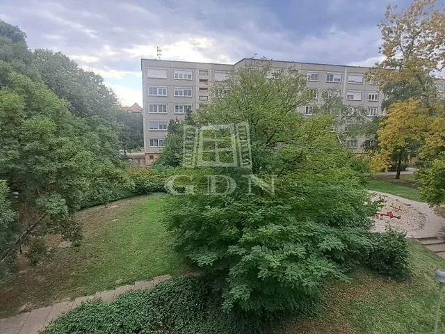 Eladó lakás Százhalombatta 64 nm