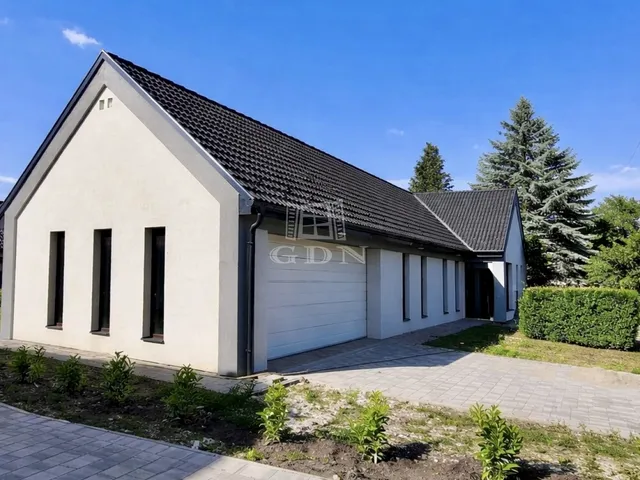 Eladó ház Biatorbágy 168 nm