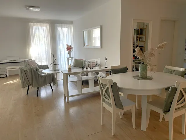 Eladó lakás Biatorbágy 98 nm