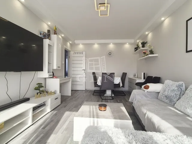 Eladó lakás Százhalombatta, Déli lakótelep 52 nm