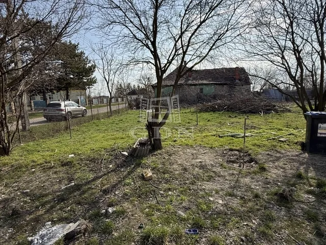 Eladó ház Sárkeresztúr 60 nm