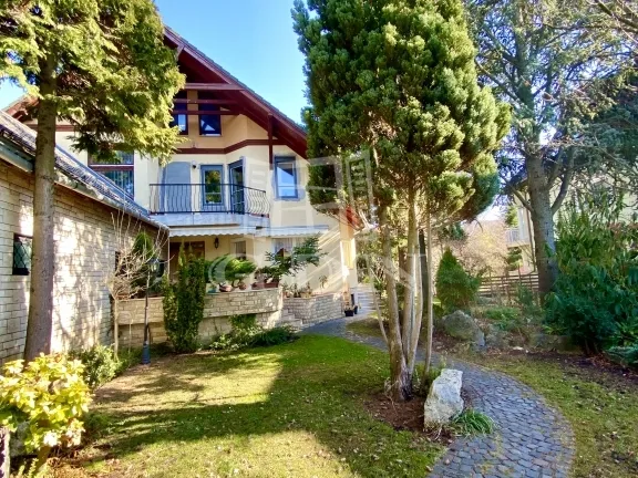 Eladó ház Solymár 400 nm