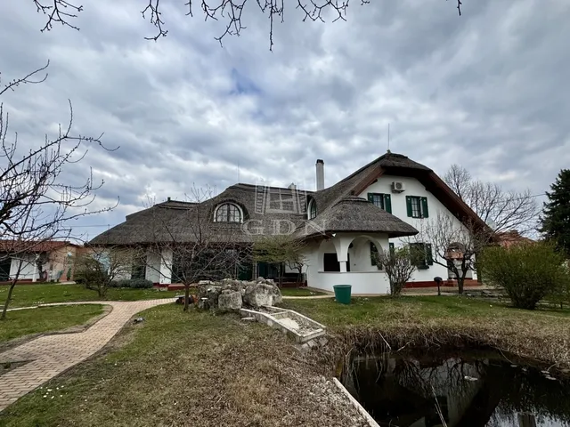 Kiadó ház Budapest XXII. kerület, Budafok 380 nm