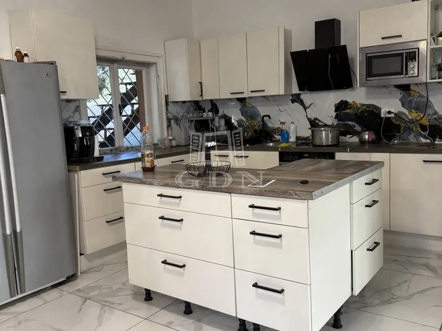 Eladó ház Budapest XIX. kerület, Kispest 230 nm