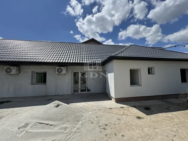 Eladó ház Bicske 90 nm