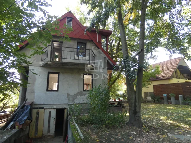 Eladó ház Szigetmonostor, Horány 90 nm