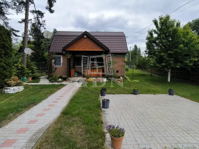 Eladó ház Szigetmonostor, Horány 60 nm